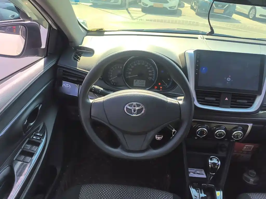 Toyota Vios FS — миниатюра 11