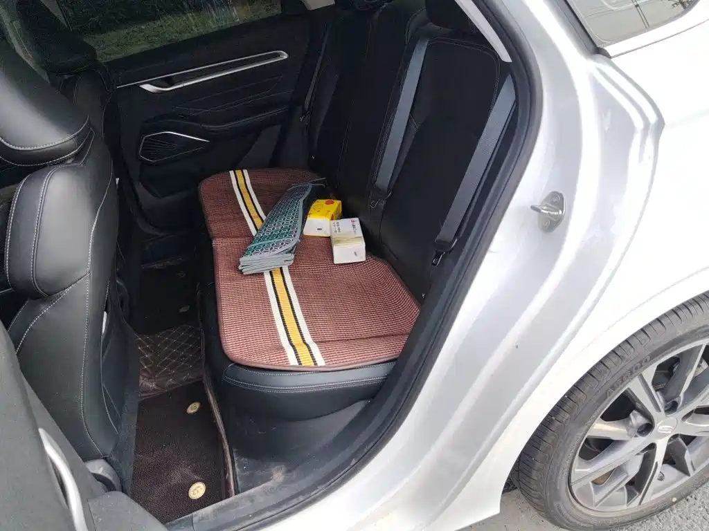 Geely Emgrand — миниатюра 18