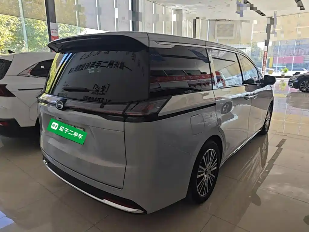GAC Motor Trumpchi E8 PHEV — миниатюра 7
