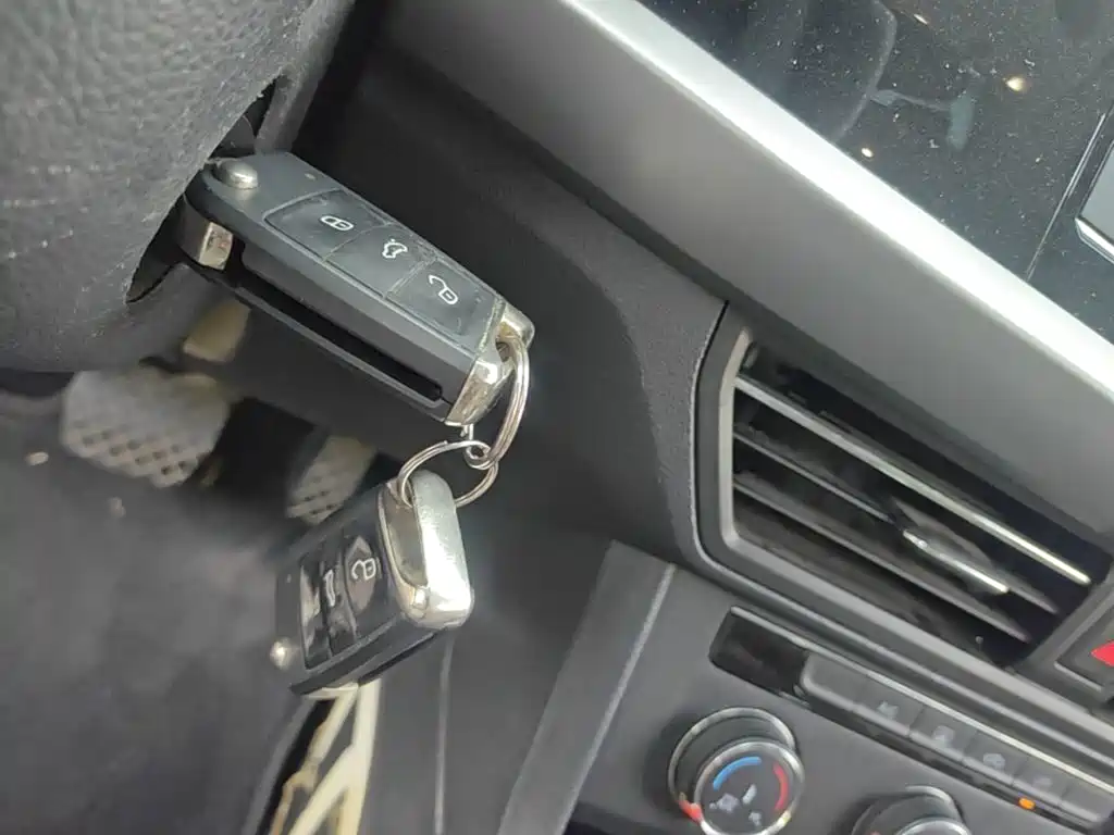 Volkswagen Lavida — миниатюра 13