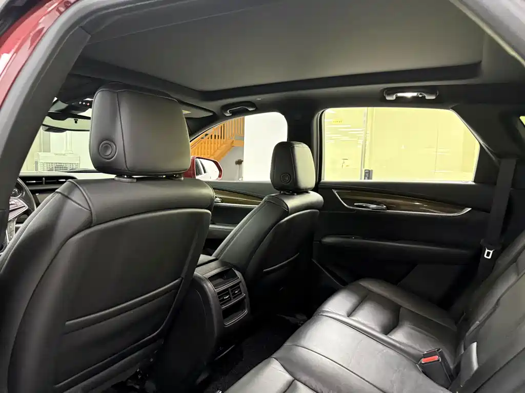 Cadillac XT5 — миниатюра 14