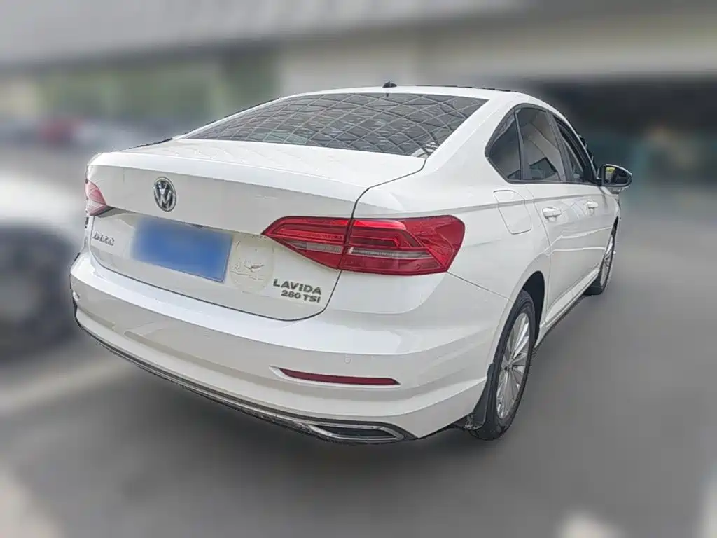 Volkswagen Lavida — миниатюра 10