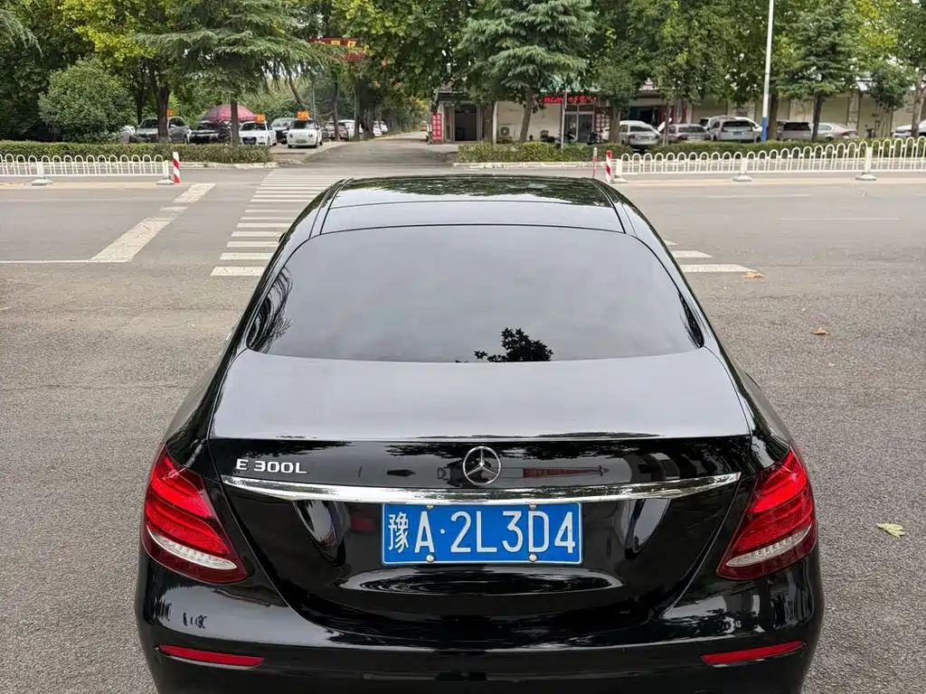 Mercedes-Benz E-Class E 2017 E 300 Sport