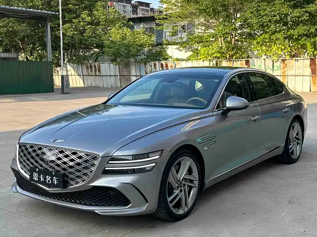 Genesis G 80 2024 2.5 T 4 WD — фото 1