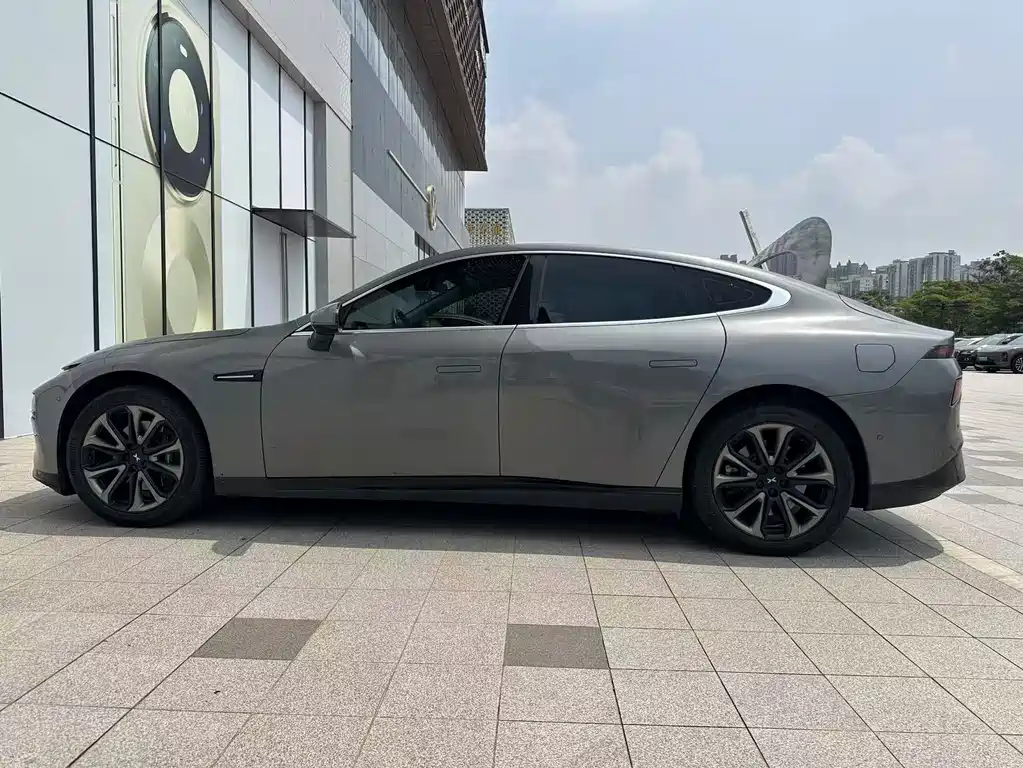XPeng P7 — миниатюра 4