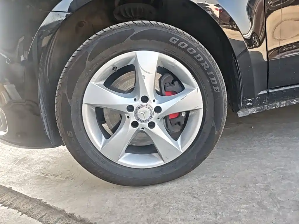 Mercedes-Benz Vito — миниатюра 23