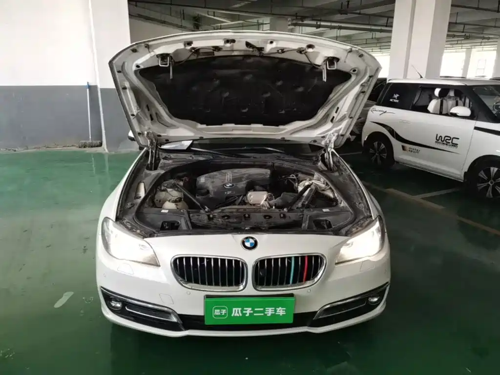 BMW 5 Series — миниатюра 22