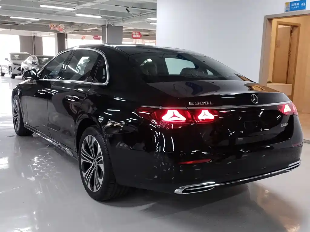 Mercedes-Benz E-Class E 2026 E 300 L Luxury