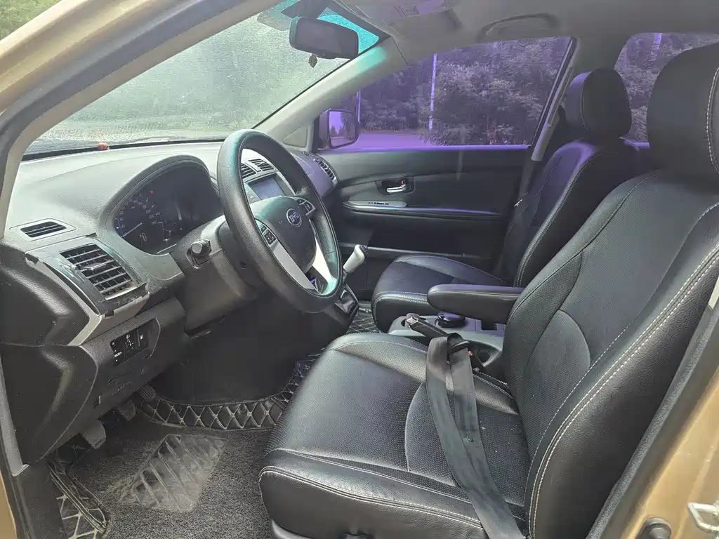 BYD S6 — миниатюра 4