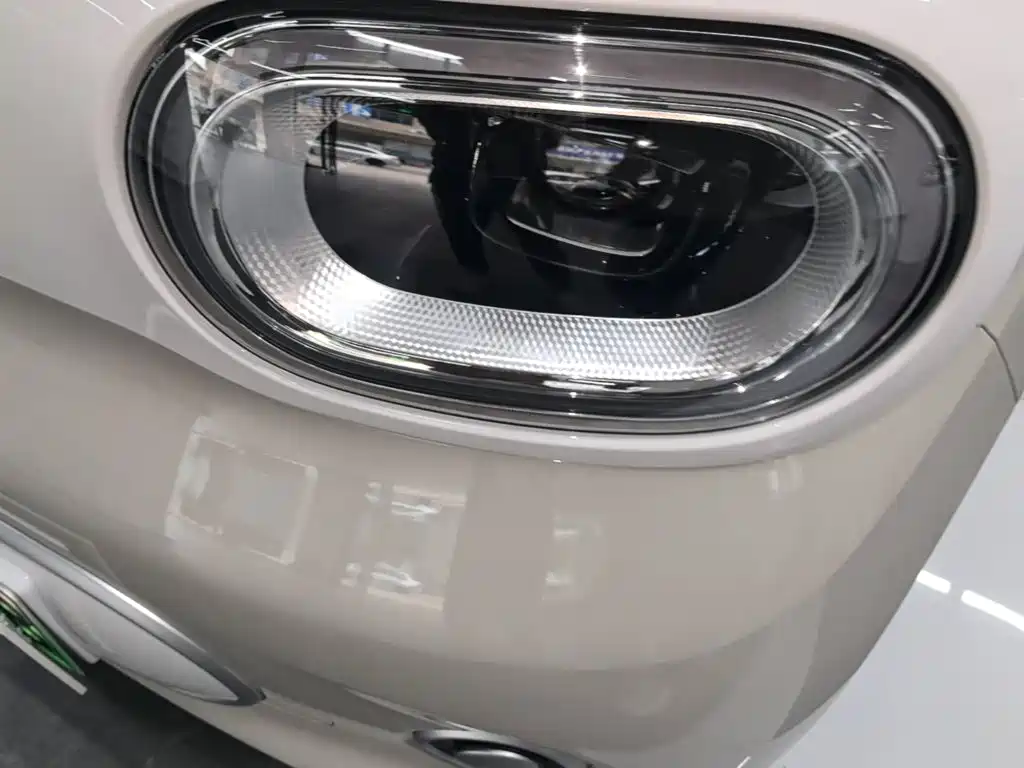 Wuling MINIEV — миниатюра 24