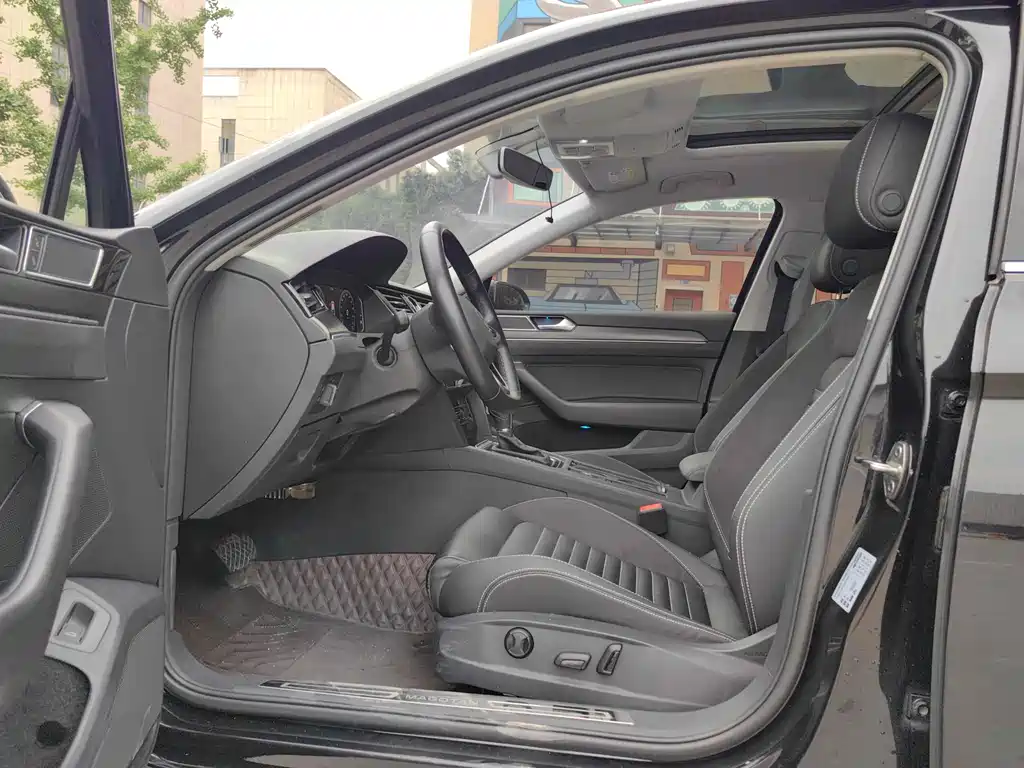 Volkswagen Magotan 2020 330TSI DSG Luxury