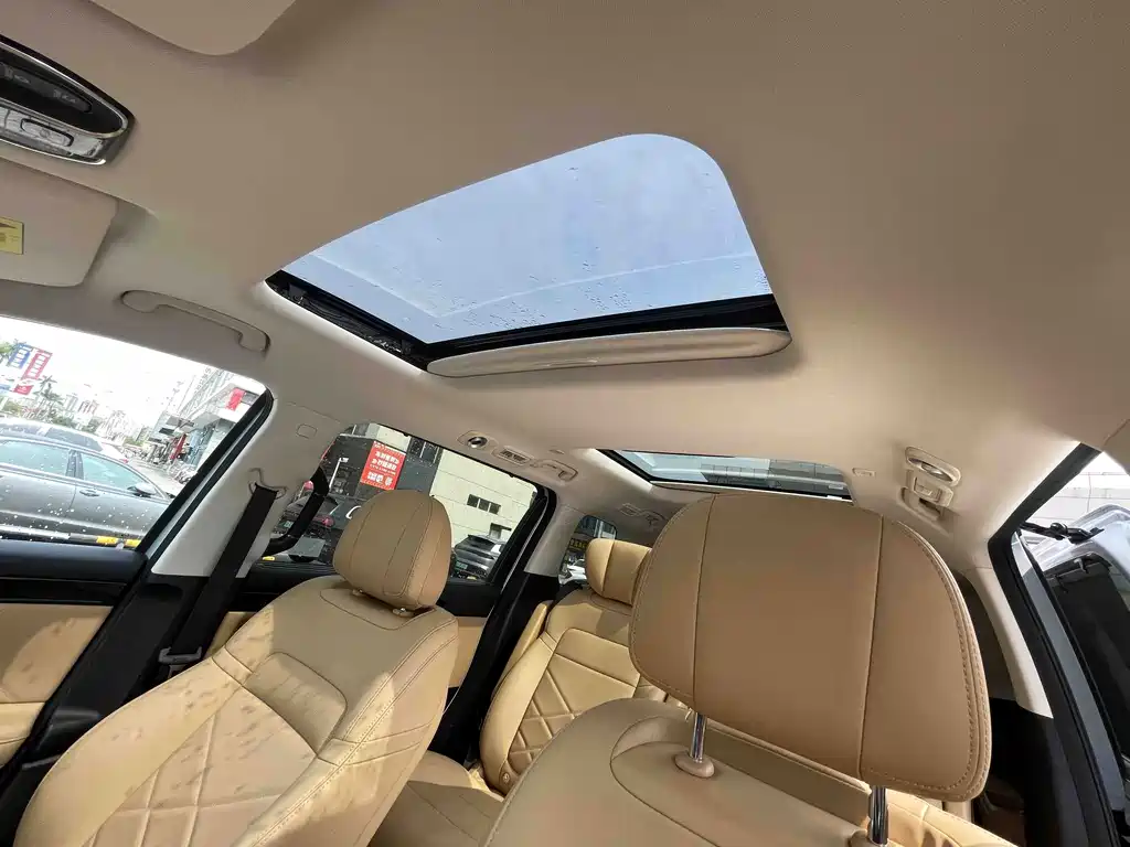 GAC Motor Trumpchi E8 PHEV — миниатюра 12