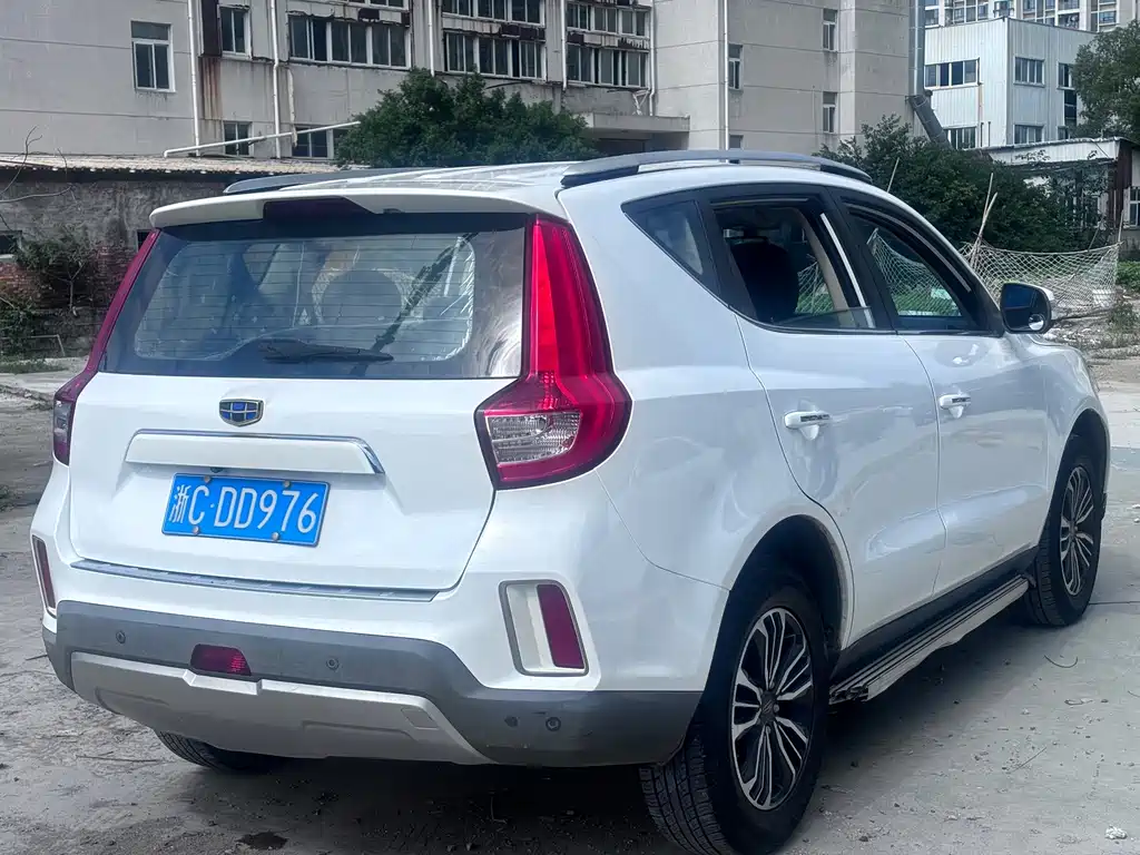 Geely Vision X6 — миниатюра 12