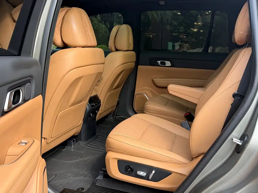 Li Auto Li ONE — миниатюра 9
