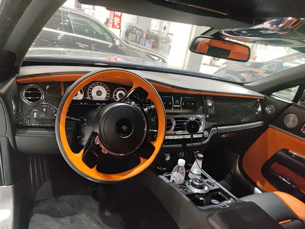 Rolls-Royce Wraith — миниатюра 12