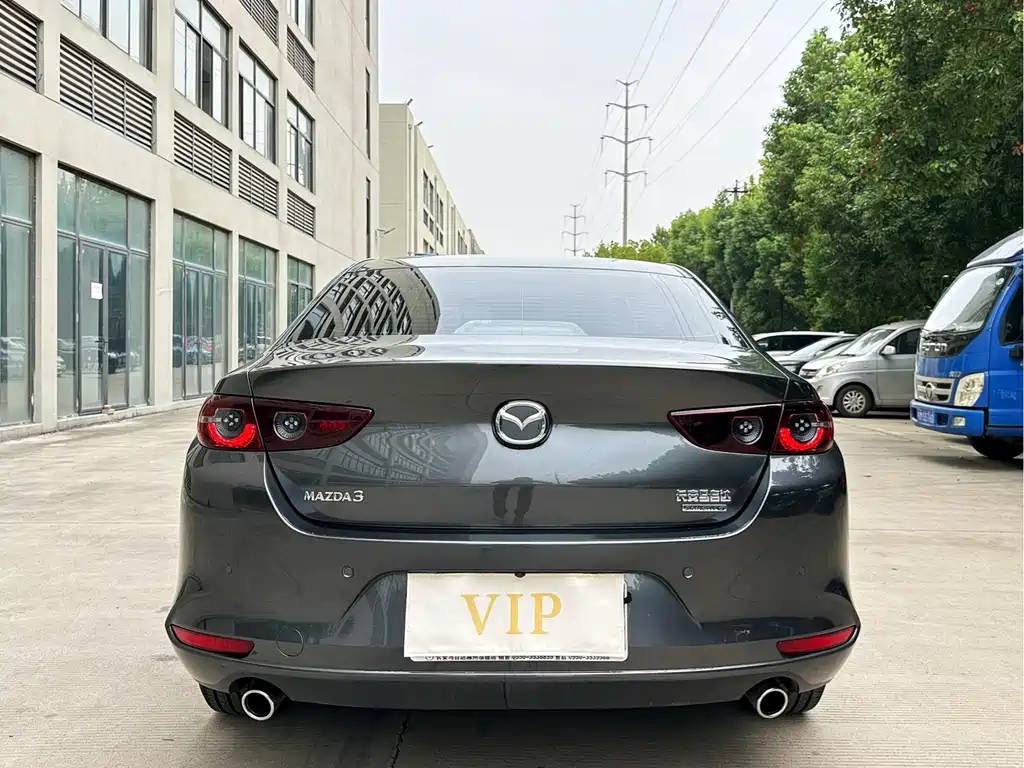 Mazda 3 Axela — миниатюра 14