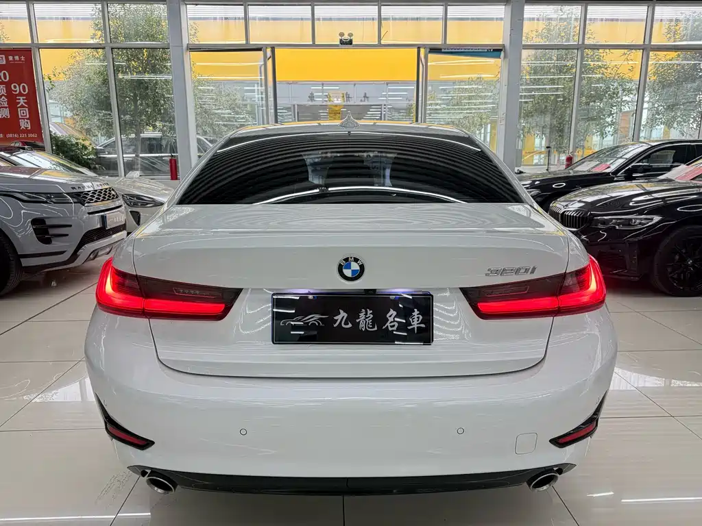 BMW 3 Series — миниатюра 4