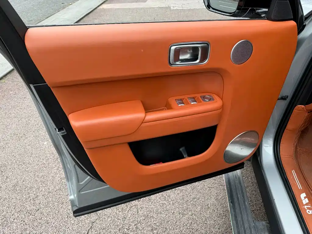 Li Auto Li L8 — миниатюра 6