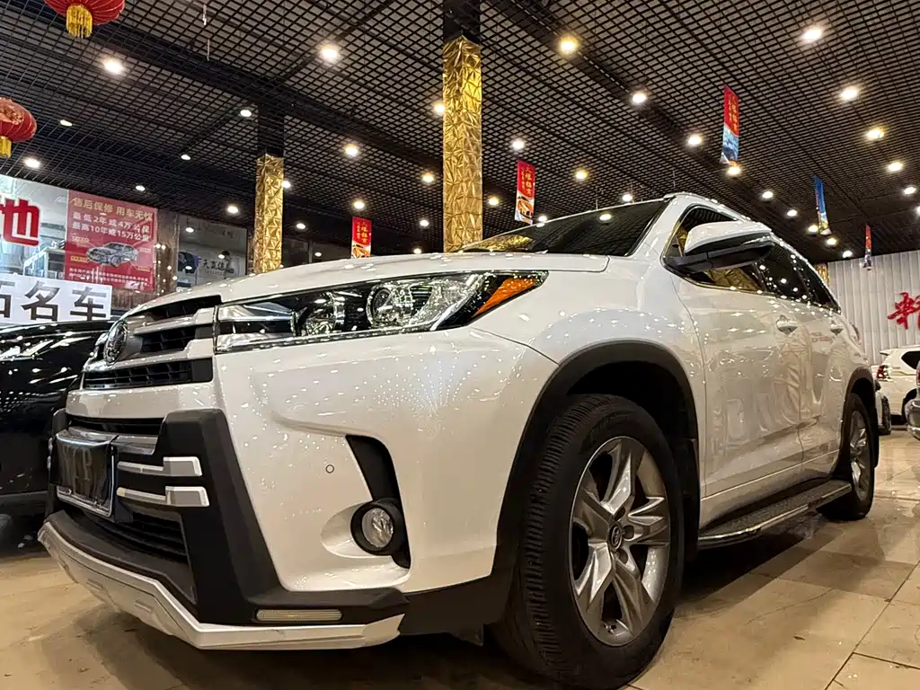 Купить Toyota Highlander