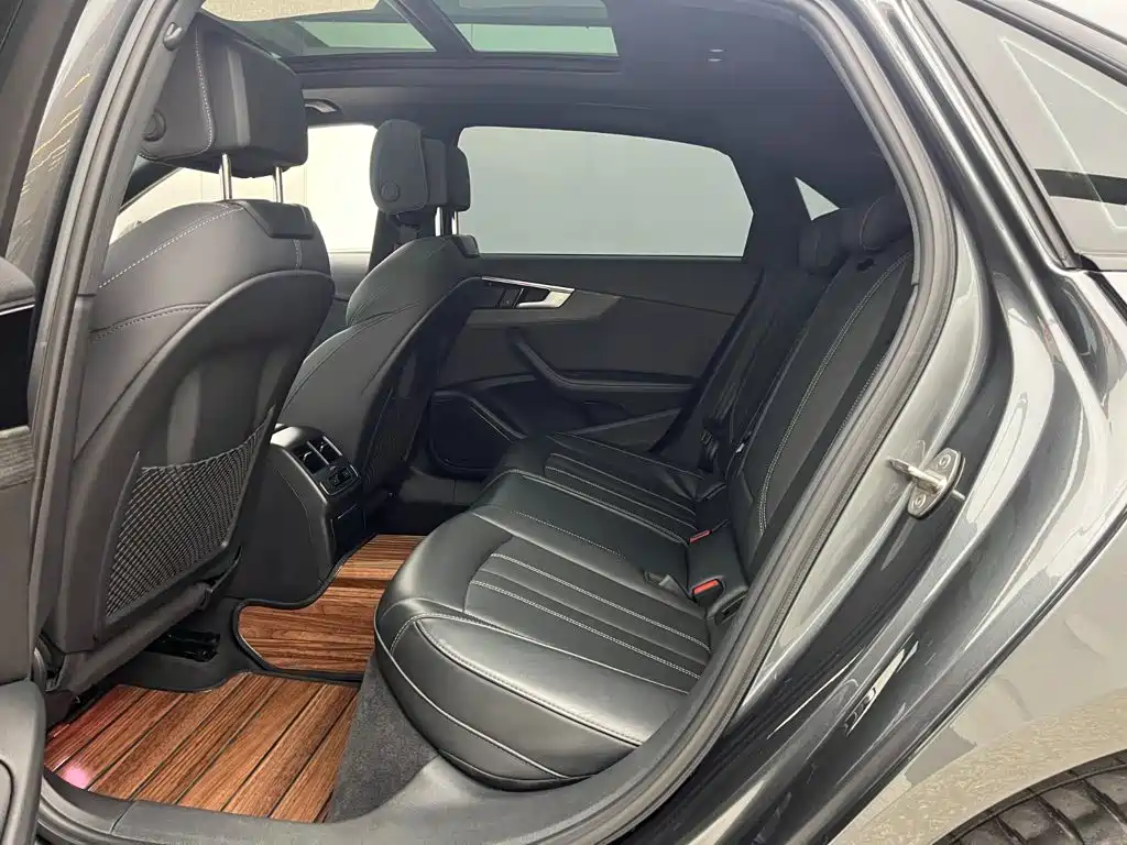 Audi A4L — миниатюра 7