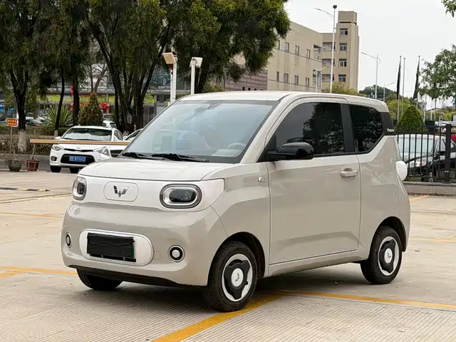 WULING HONGGUANG MINIEV 2025