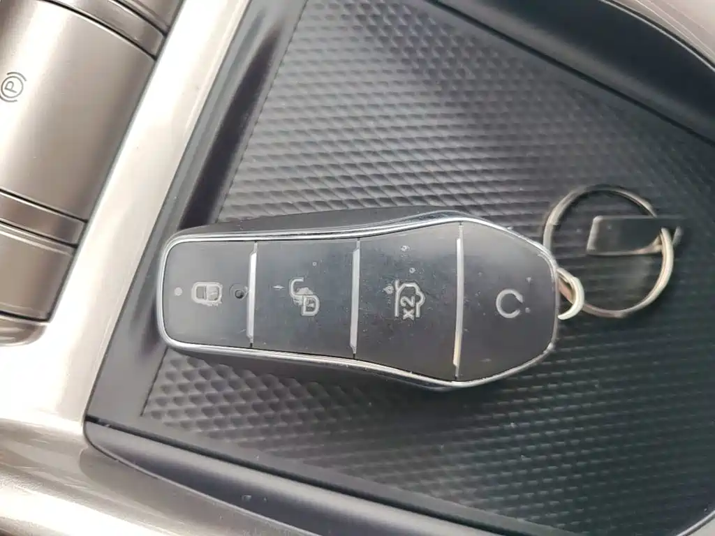 BYD Dolphin — миниатюра 9