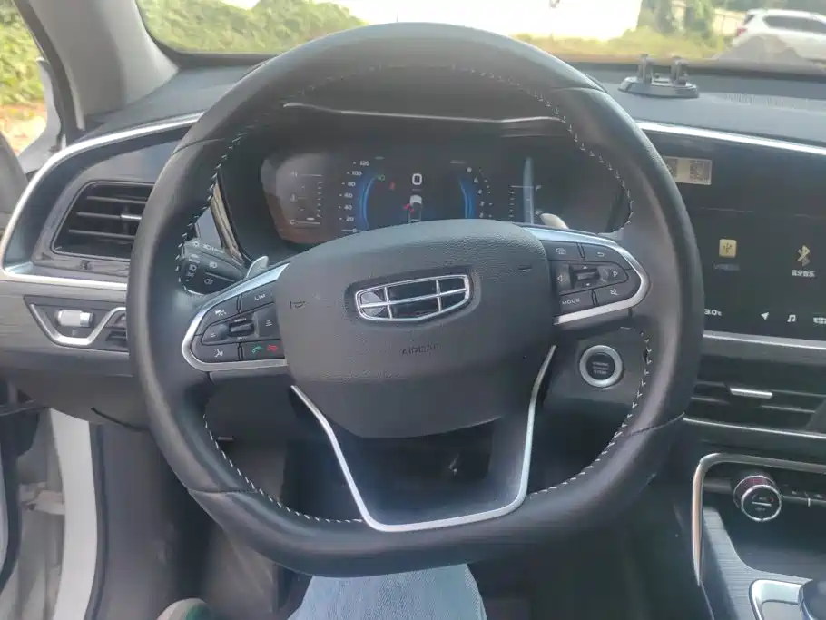 Geely Xingyue — миниатюра 15