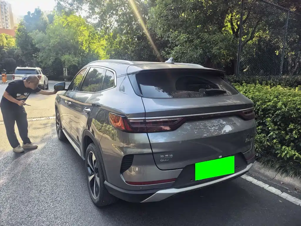 BYD PLUS New Energy — миниатюра 6