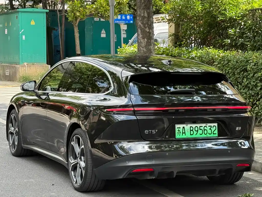 NIO ET5T 2025 75kWh Touring