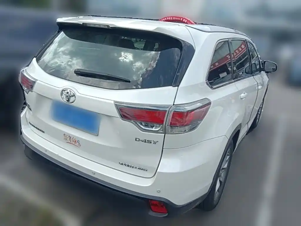 Toyota Highlander — миниатюра 10
