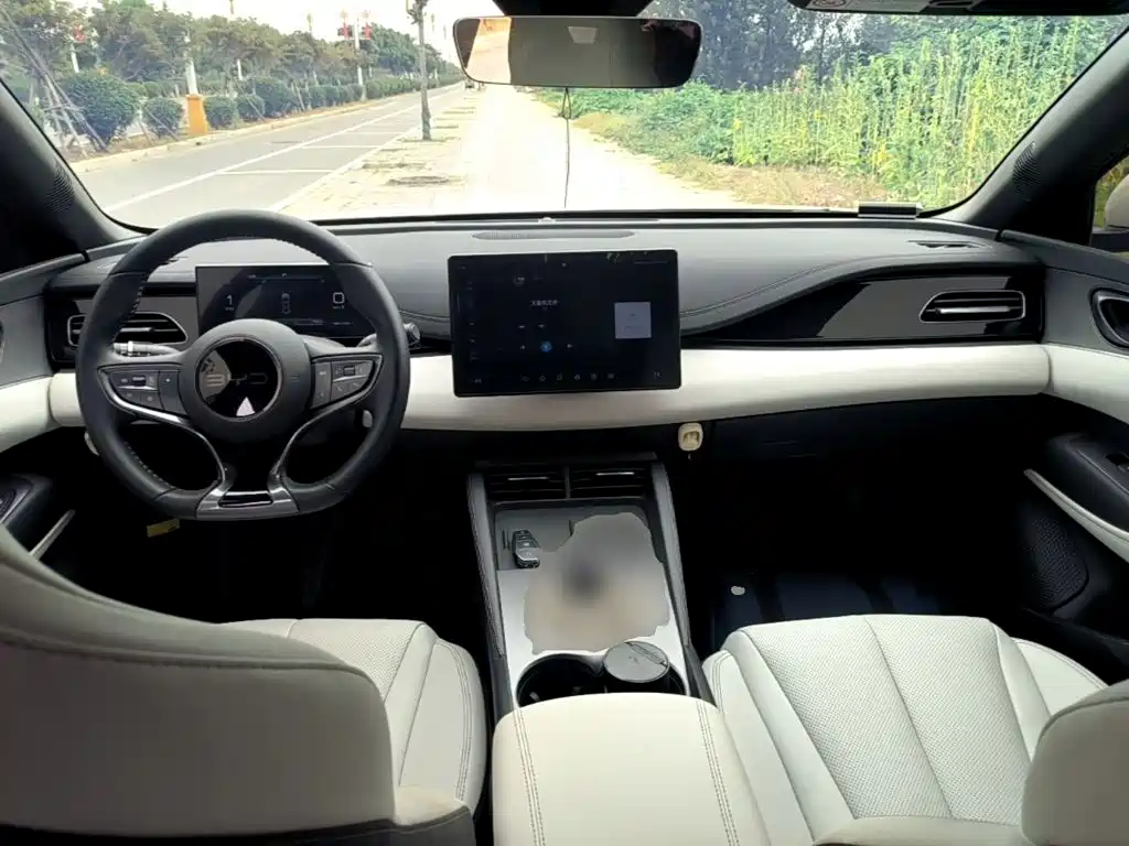 BYD Seal 06 — миниатюра 10