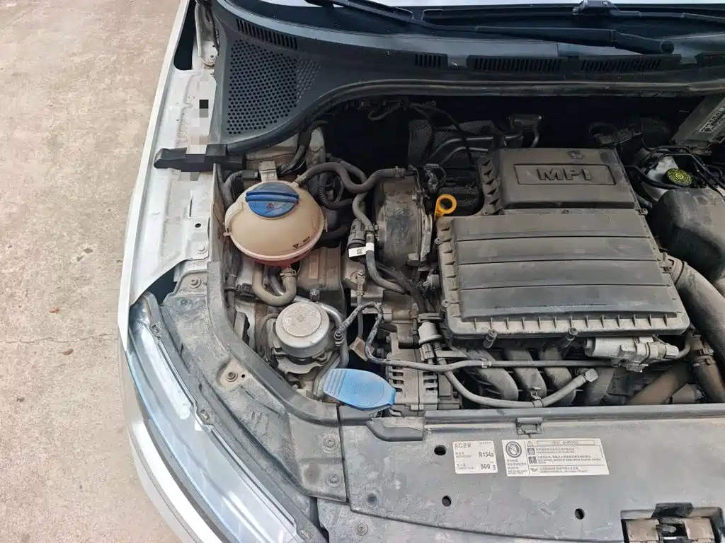 Skoda Rapid — миниатюра 18
