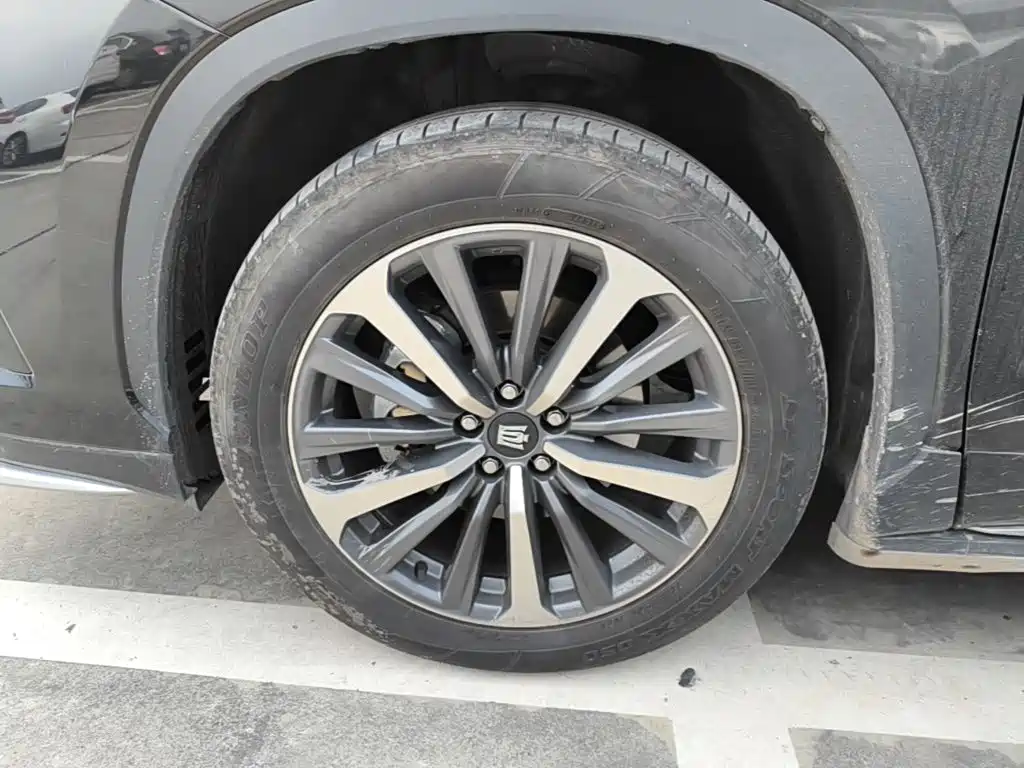 Toyota Crown Kluger — миниатюра 23