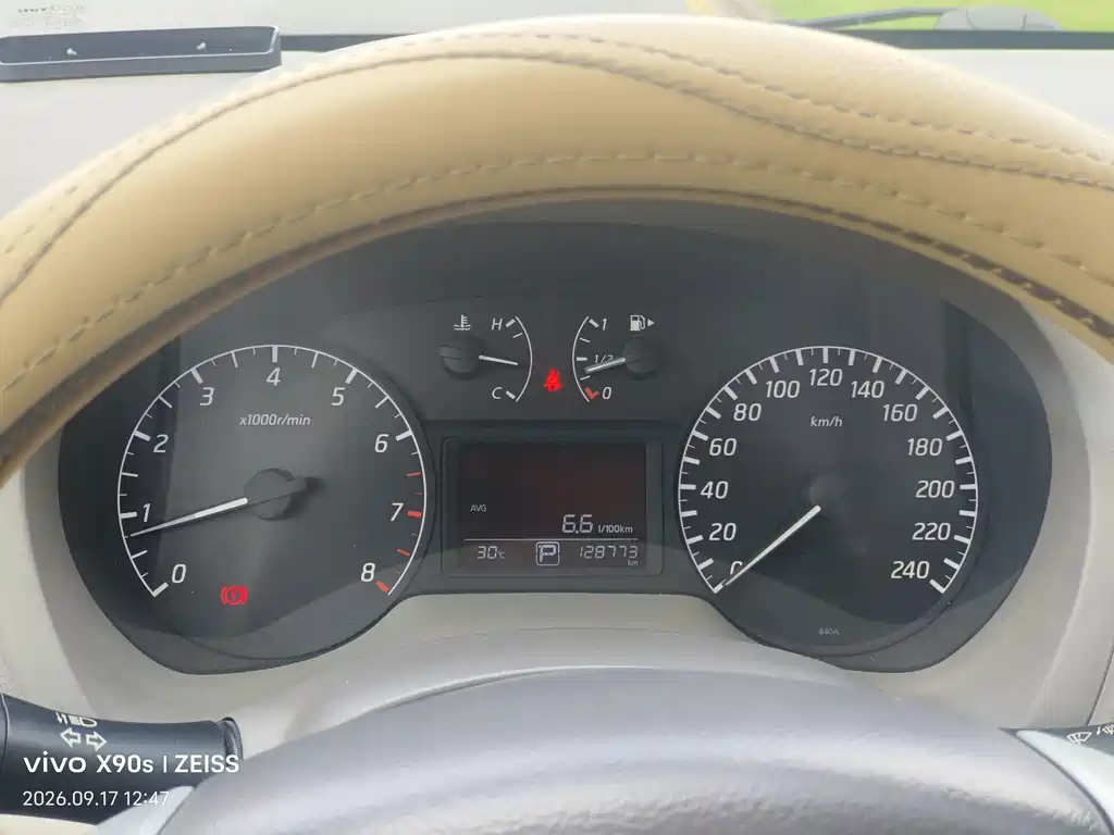 Nissan Sylphy — миниатюра 9