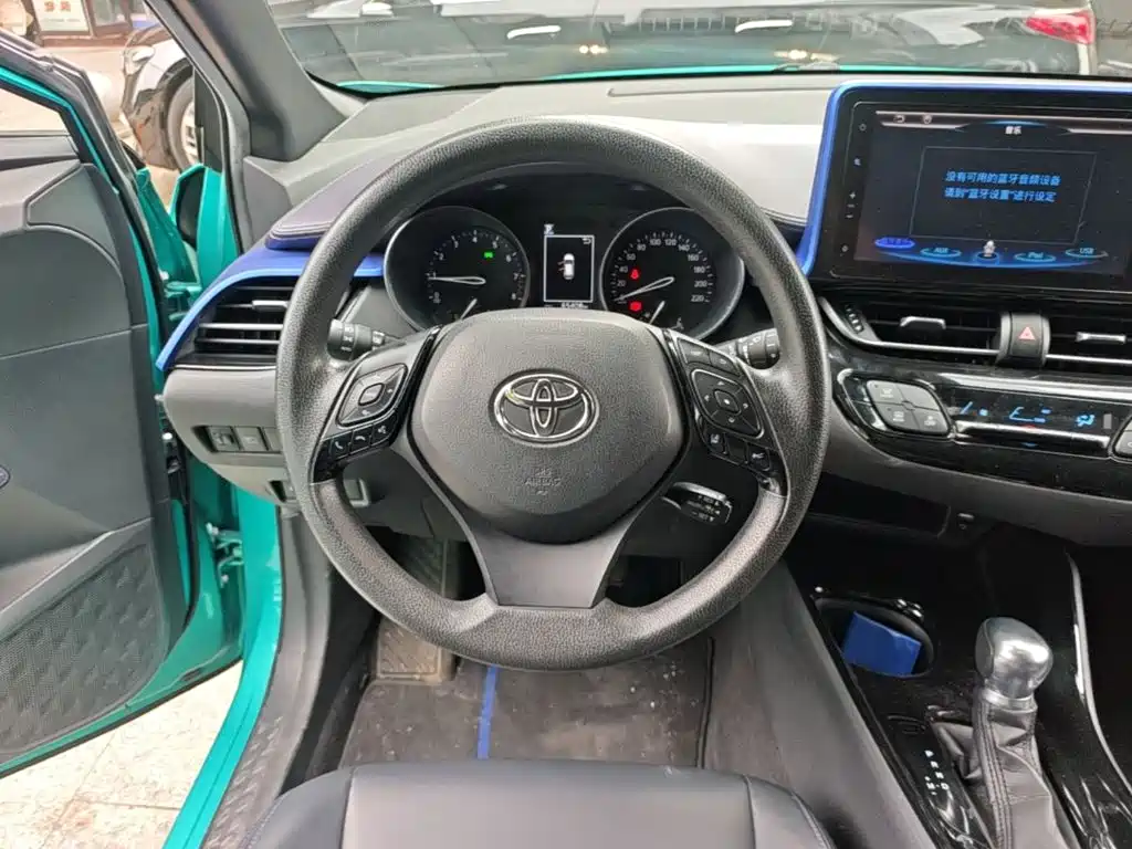 Toyota C-HR — миниатюра 11