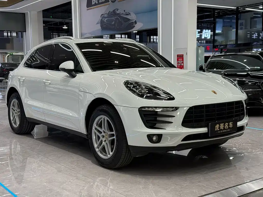 Porsche Macan — миниатюра 3