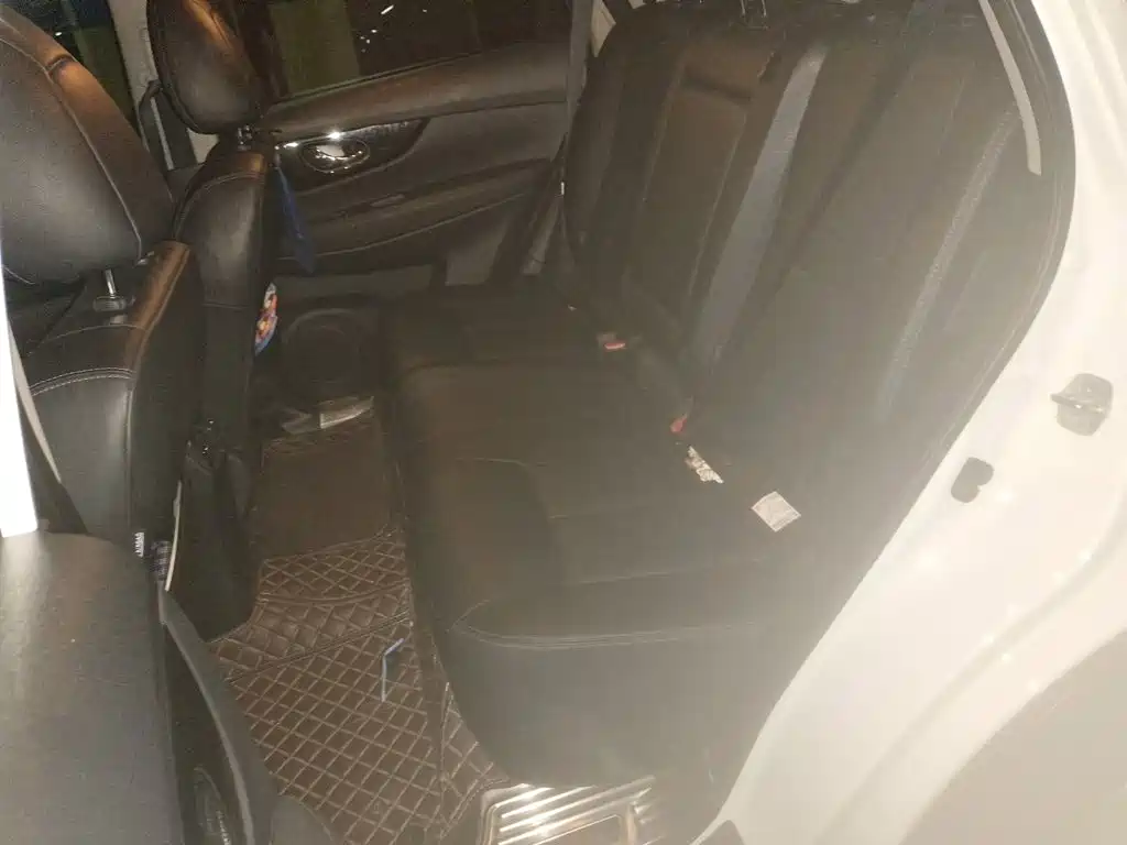 Nissan X-Trail — миниатюра 13