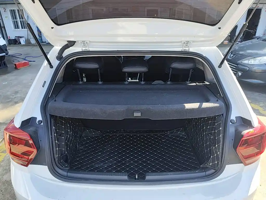 Volkswagen Polo — миниатюра 19