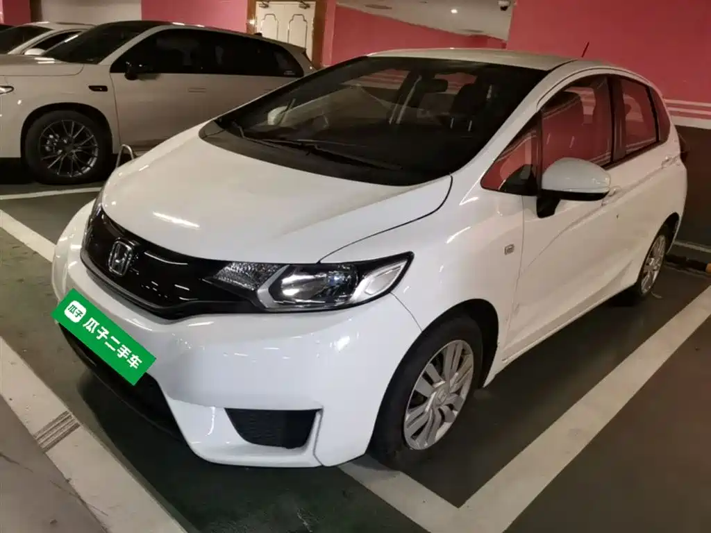 Купить Honda Fit