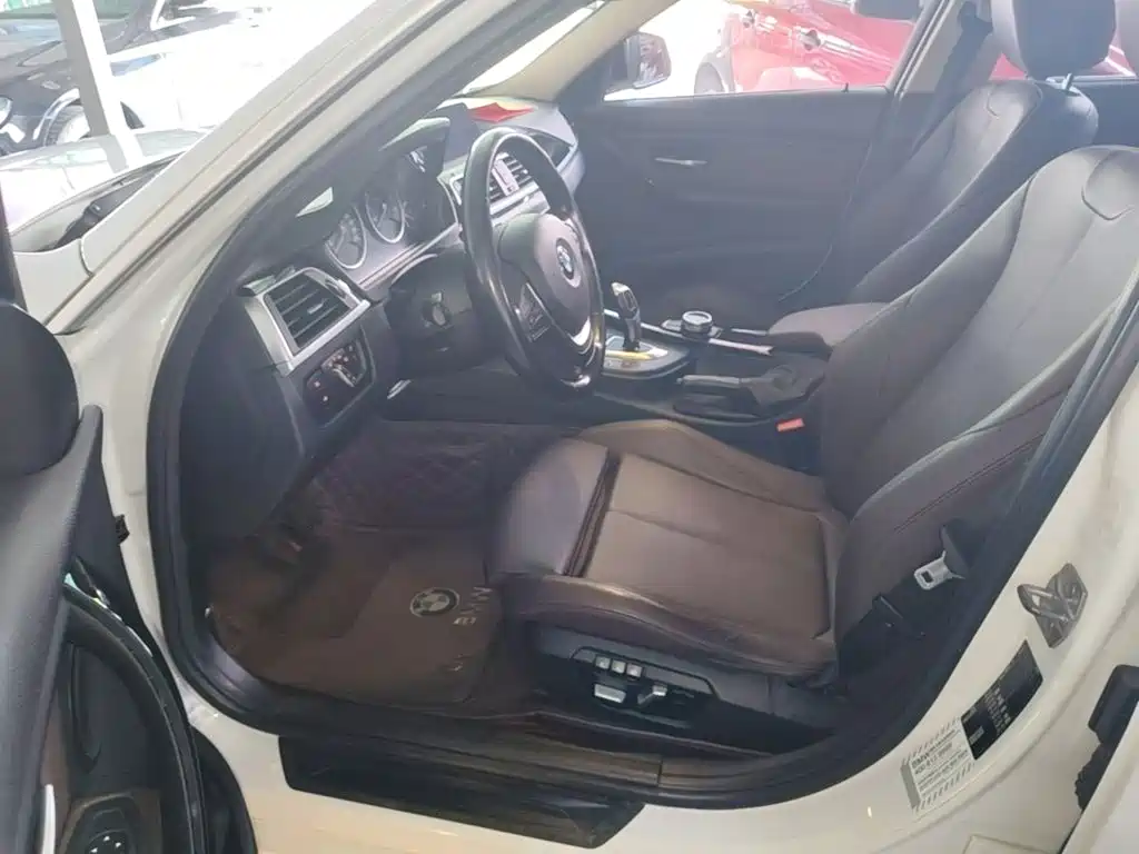 BMW 3 Series — миниатюра 15
