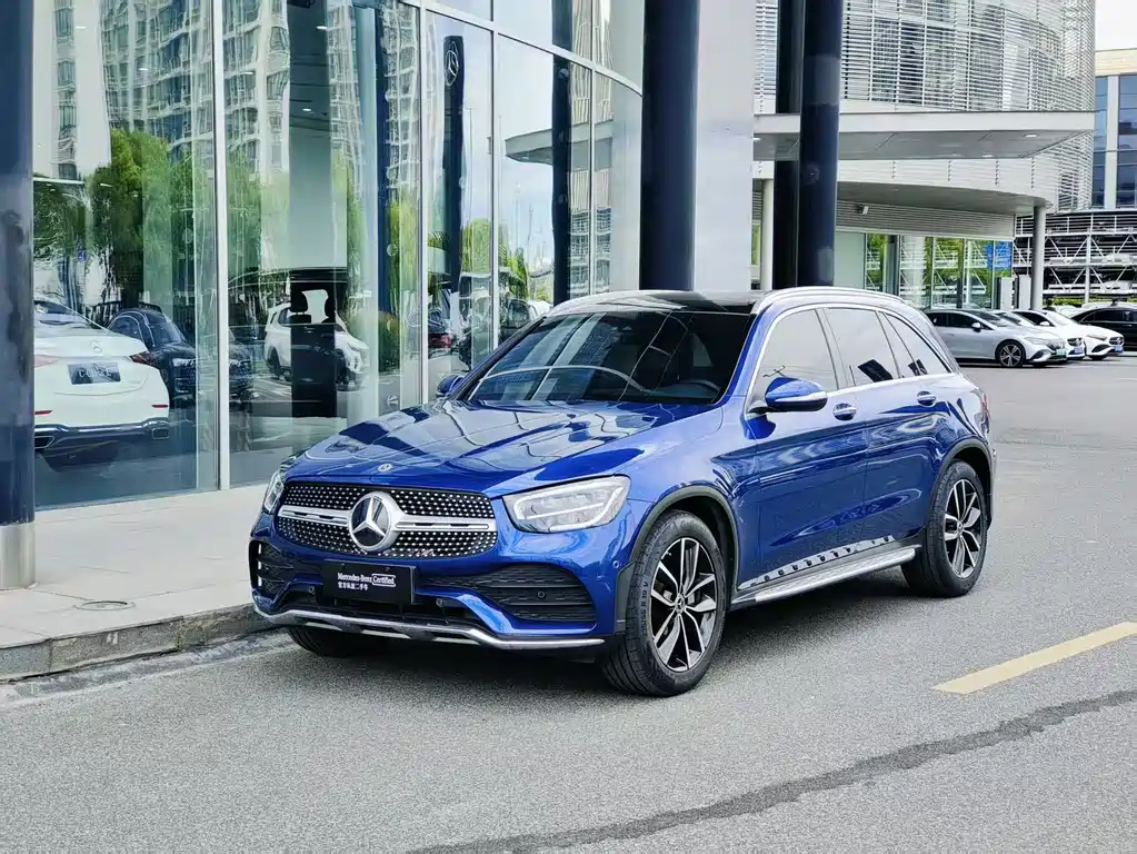 Купить Mercedes-Benz GLC