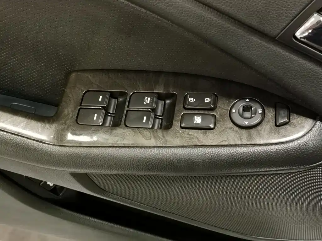 Kia K5 — миниатюра 9