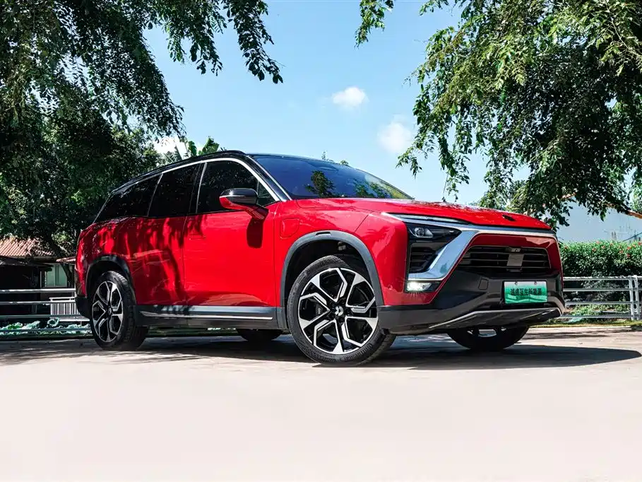 NIO ES8 2018 355KM мест