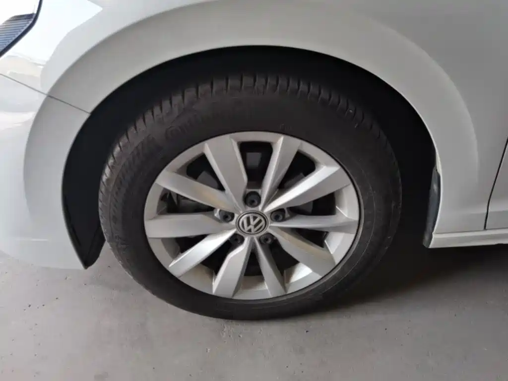 Volkswagen Bora — миниатюра 23