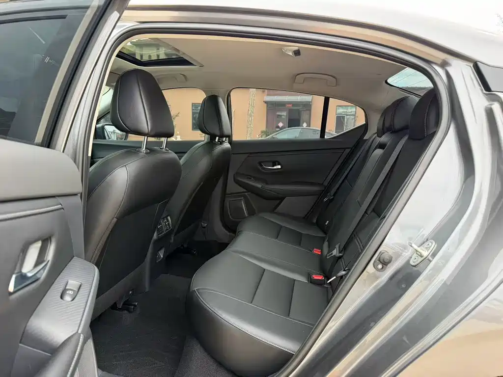 Nissan Sylphy — миниатюра 8