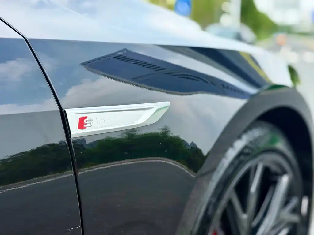 Audi A7L 2024 55 TFSI quattro S-line