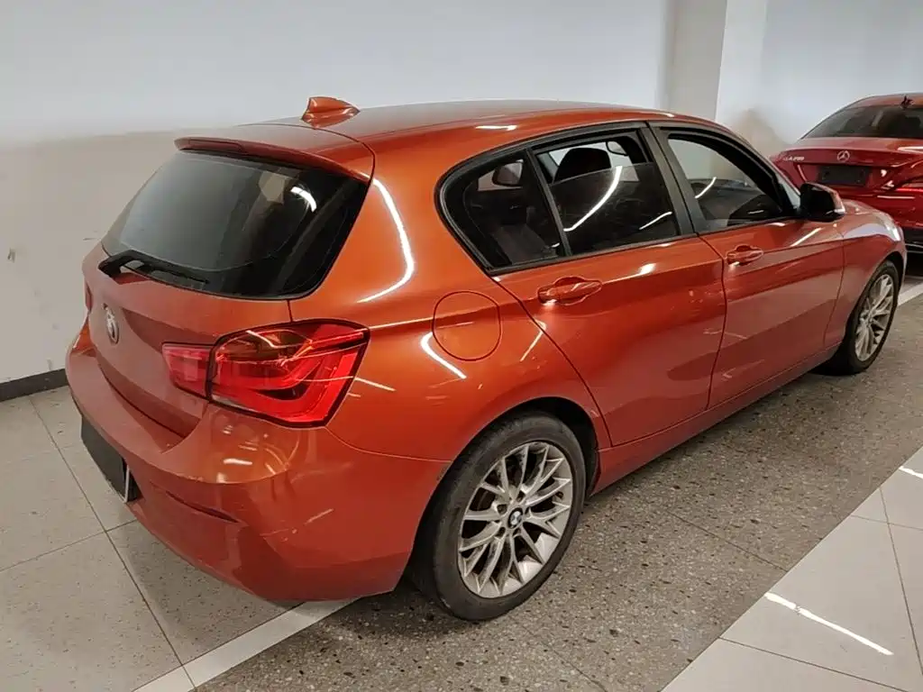 BMW 1 Series (Import) — миниатюра 7
