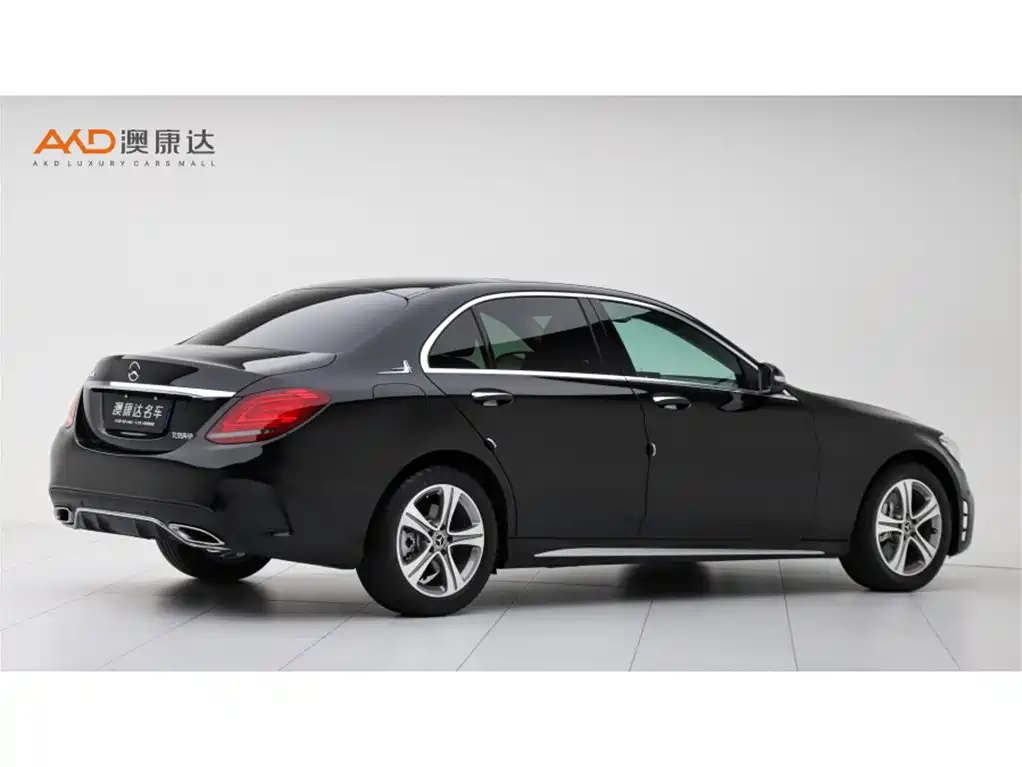 Mercedes-Benz C-Class — миниатюра 3
