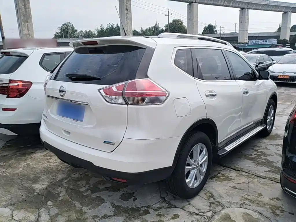 Nissan X-Trail — миниатюра 7