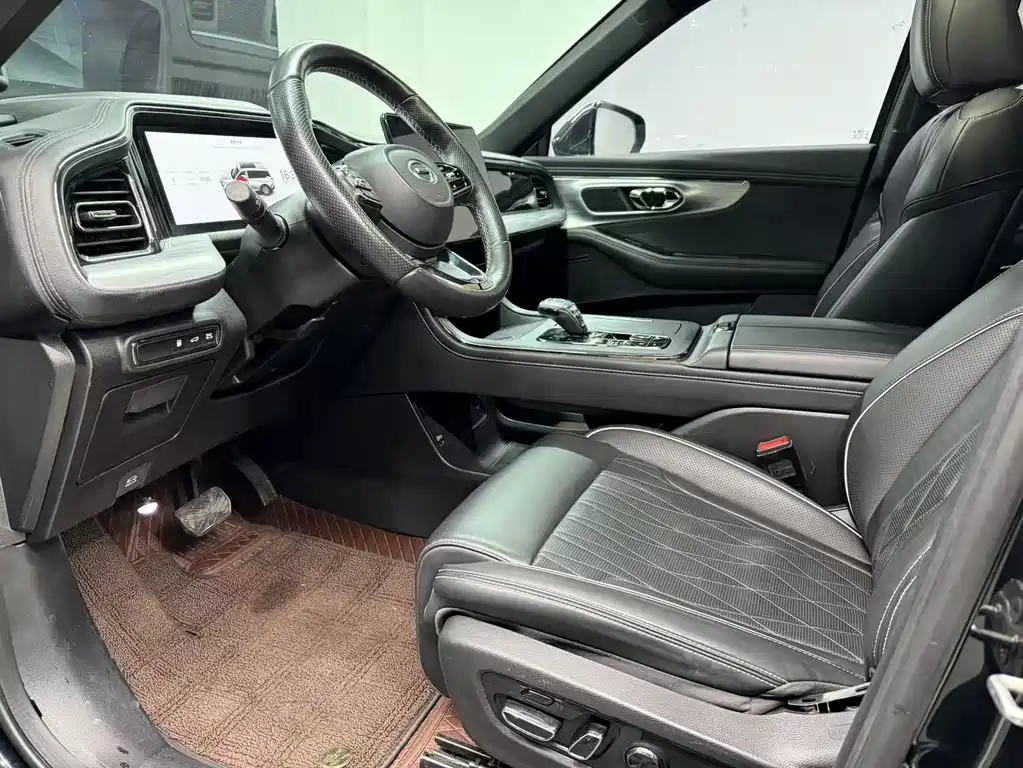 GAC GS8 2022 2.0TM Luxury ( мест)